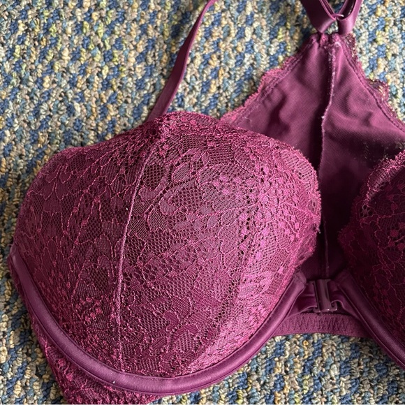 PINK VICTORIA’S SECRET Front Closure Push-up Lace Racer Back-34D - Picture 6 of 8